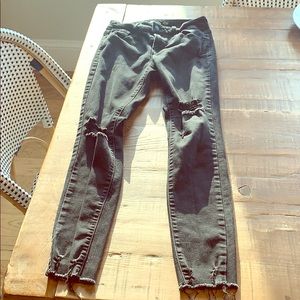Old Navy Black Skinny Distressed Jeans Size 0